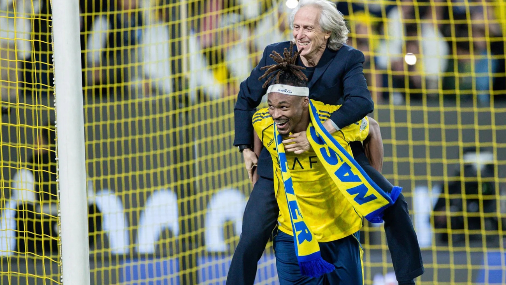 Ronaldo vắng mặt, Al Nassr thắng nghẹt thở phút bù giờ